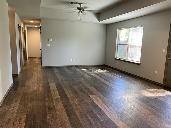 5th image of 558 E 139th Pl S