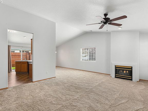 4th image of 2476 SE 61st Ln
