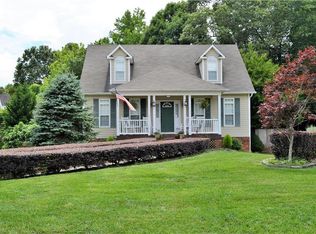 1744 Harper Spring Dr, Clemmons, NC 27012