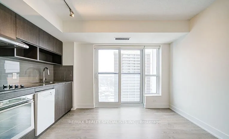 7 Mabelle Ave #2703 — Photo 11