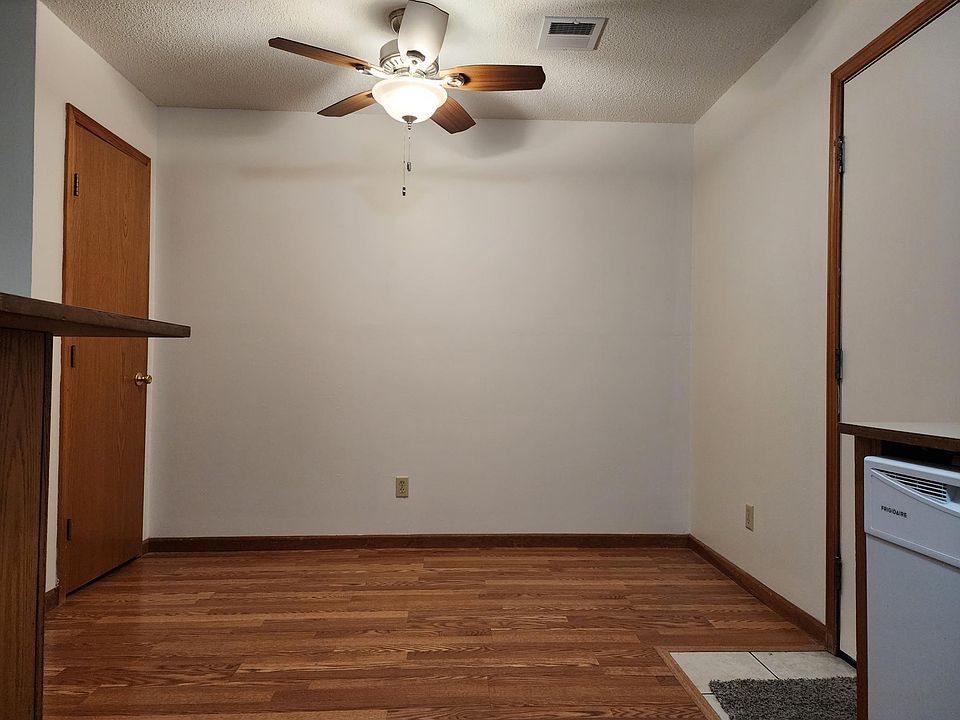 1026 Lulu St Augusta KS Zillow