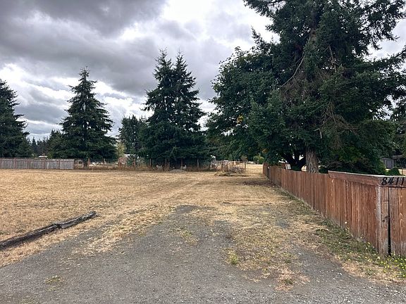 4th image of 8411 176th Ave SW