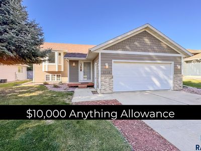2709 S Chapelwood Ave, Sioux Falls, SD, 57110