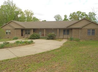 2005 Clay Tomlinson Rd, Erin, TN 37061