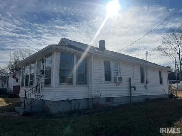 1602 E Fox St, South Bend, IN 46613