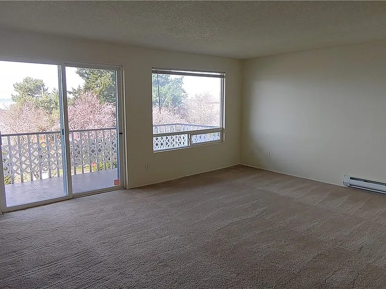 2119 Grand Ave #3 — Photo 18