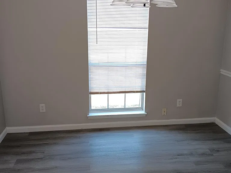 811 Netherlands Dr — Photo 15