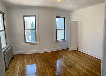 Rented by Nest Seekers International