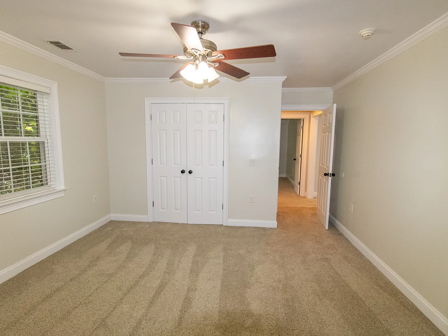 906 Monarch Circle - 1 — Photo 2