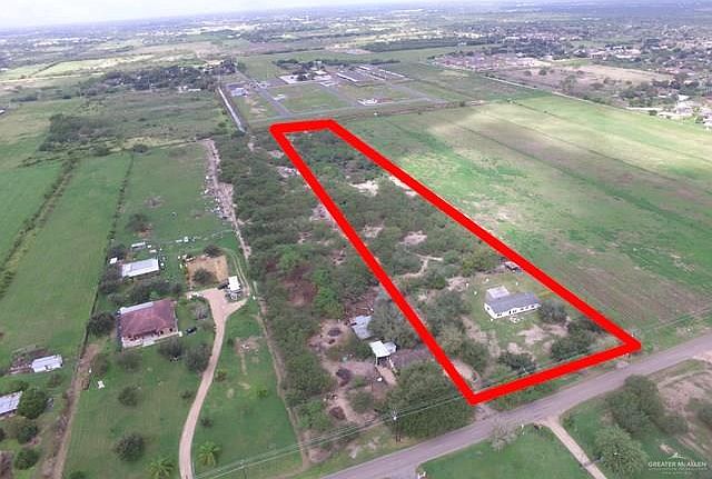 1st image of 617 S Glasscock Blvd
