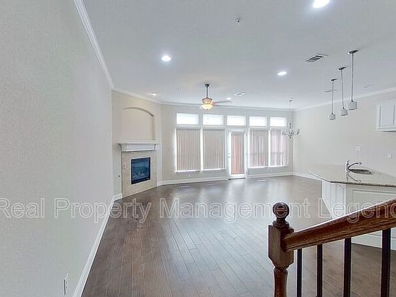 4th image of 150 Preserve Pl