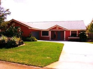 15940 Cobblestone Ct, Davie, FL 33331