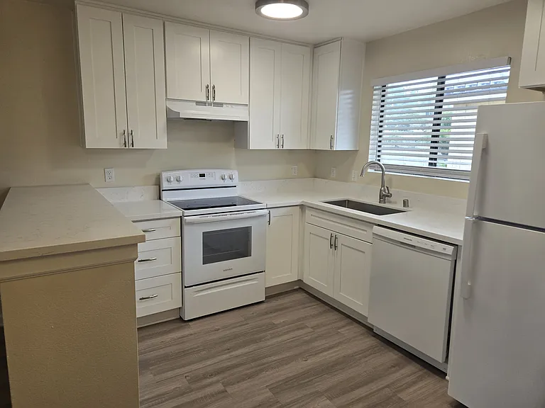 5451 Lauretta St #2 — Photo 3