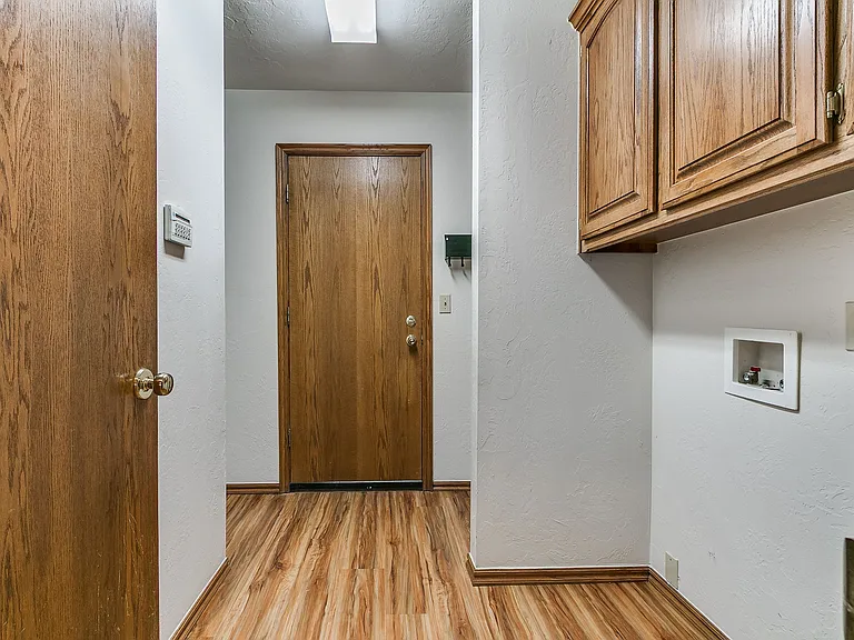 2913 Daybreak Dr — Photo 59