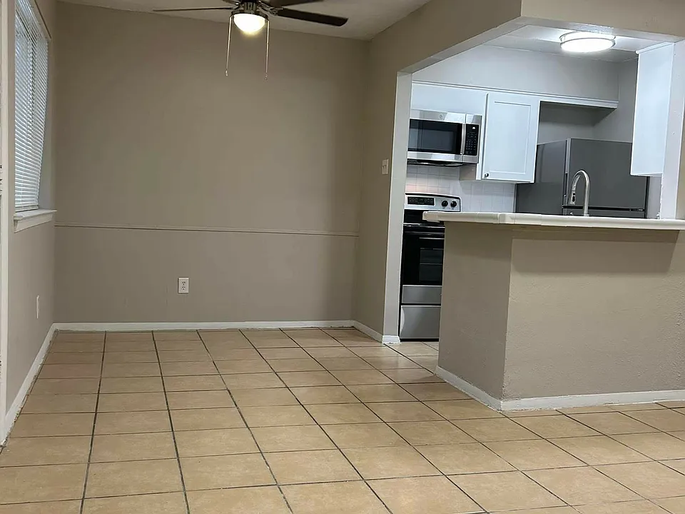 Oak Park Apartments