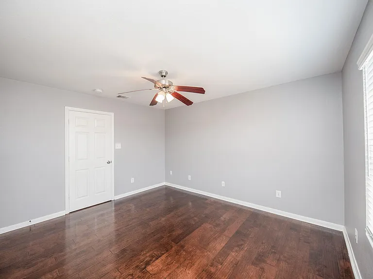 1631 Dove Run — Photo 17