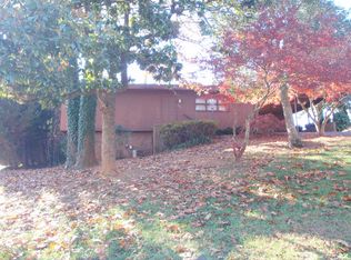 137 34th Ave NW, Hickory, NC 28601