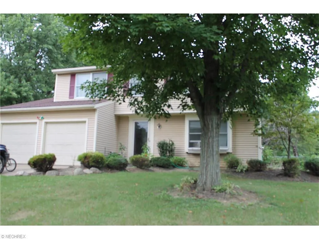 1021 E Smith Rd photo 1