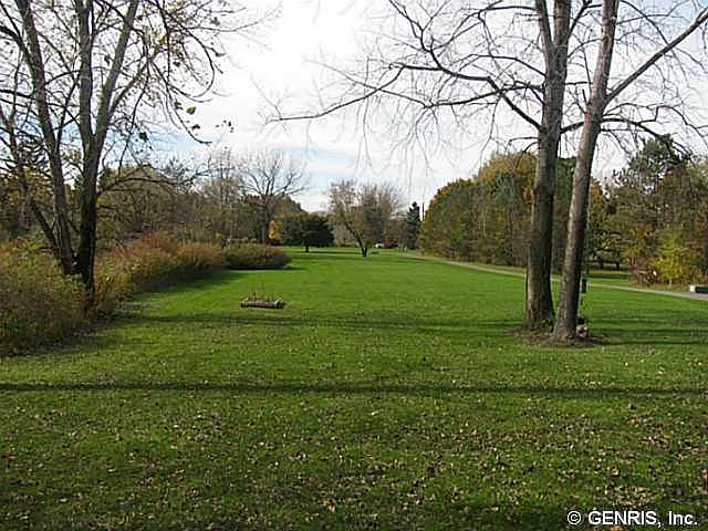 2nd image of 1352 Salt Rd