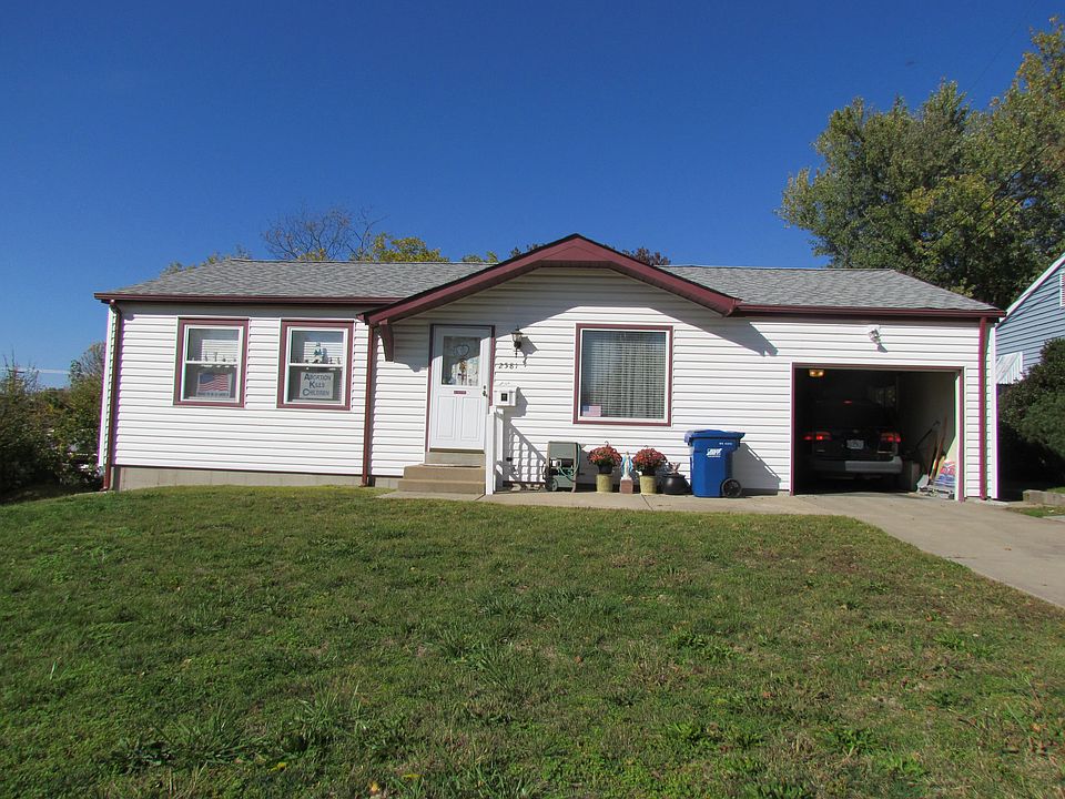 1st image of 2581 Sheridan Dr