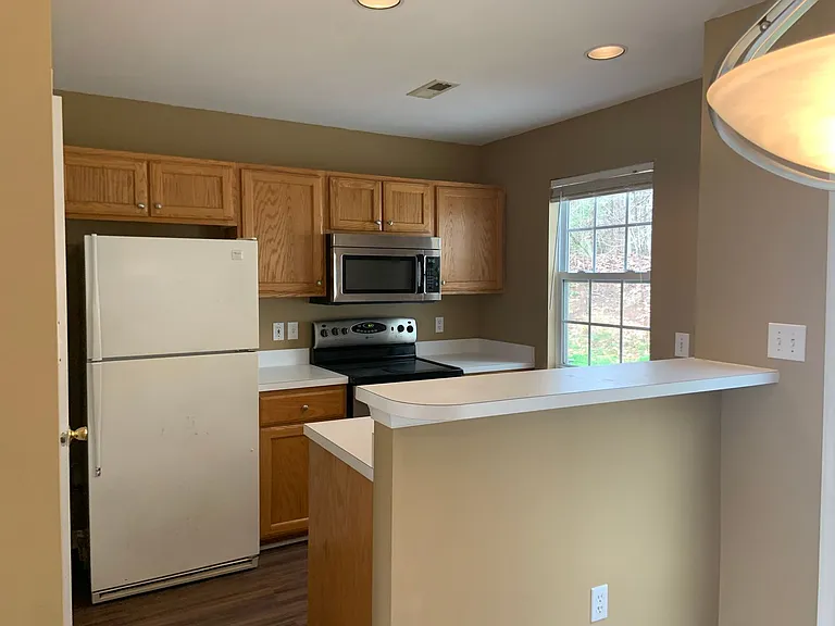 3703 Winborne Ln — Photo 4