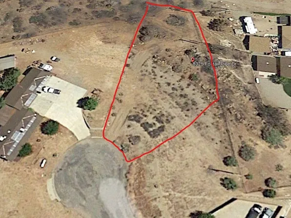 8325 Foxtail Pine Dr, Lake Isabella, CA 93240
