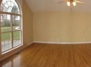 300 S Wood Ln, Shelbyville, TN 37160