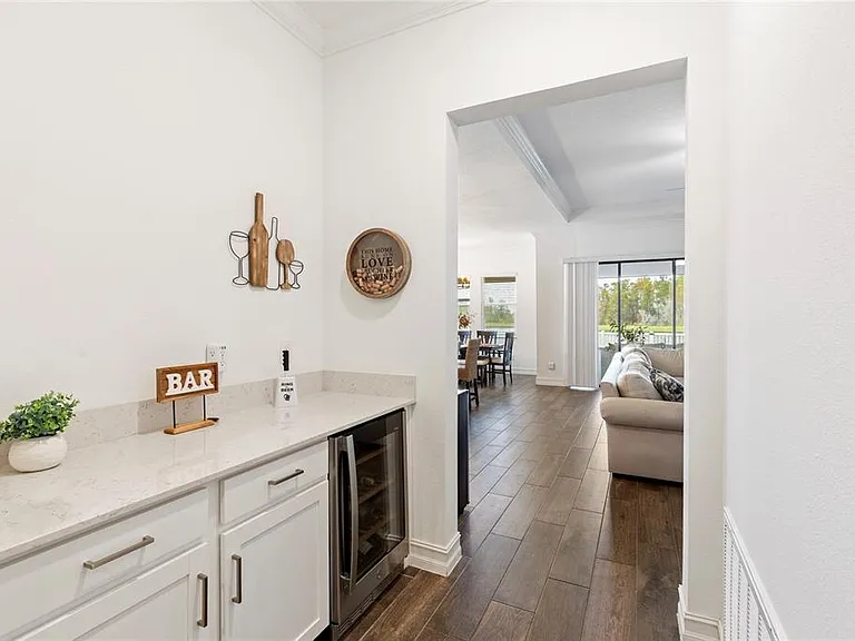 8692 Little Bluestem Dr — Photo 6