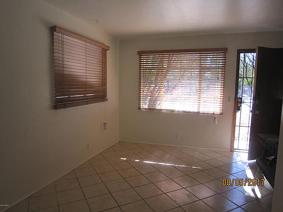 4th image of 3219 N Anderson Dr