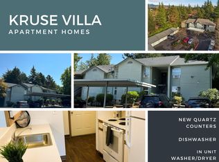 Updated 1 Bedroom Apartment - New Cabinets, Counter tops & Flooring! $99 Deposit Move in Special, Lake Oswego, OR 97035