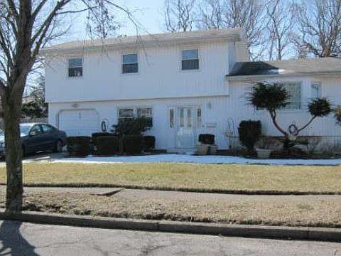 1st image of 20 Andover Dr