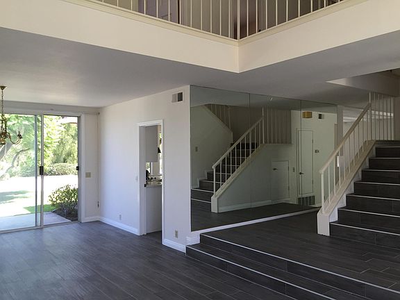 Entrance porch area.