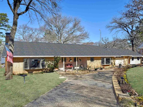 17866 Harbor Ln, Flint, TX 75762