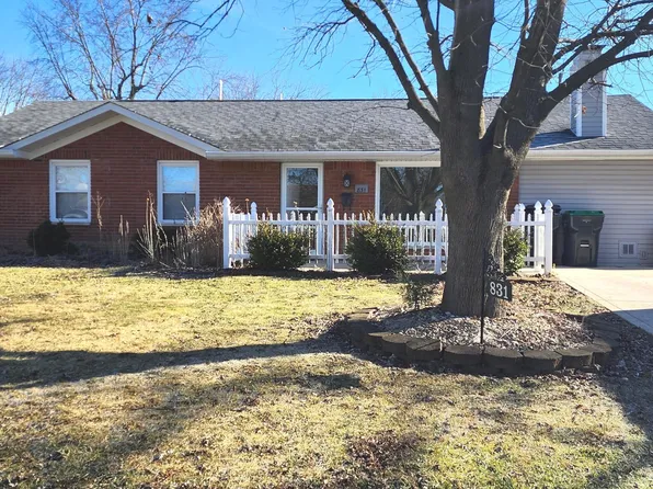 831 Middle Dr, New Whiteland, IN 46184