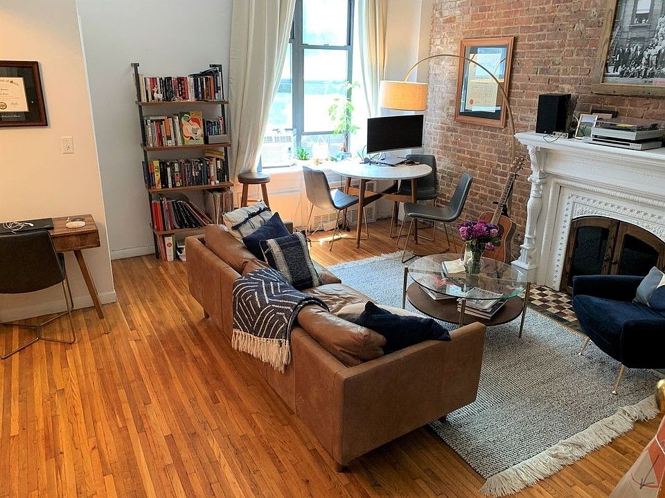 1st image of 114 W 74th St APT 1B