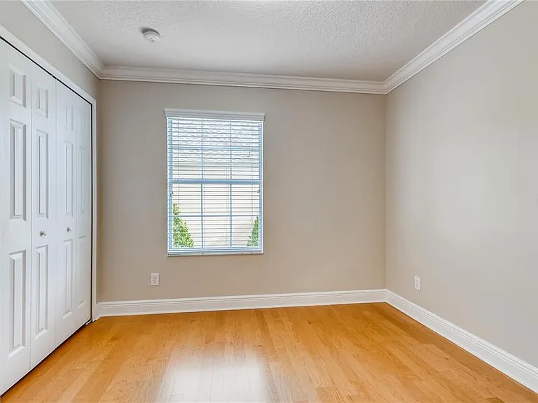730 Oak Shadows Rd — Photo 12