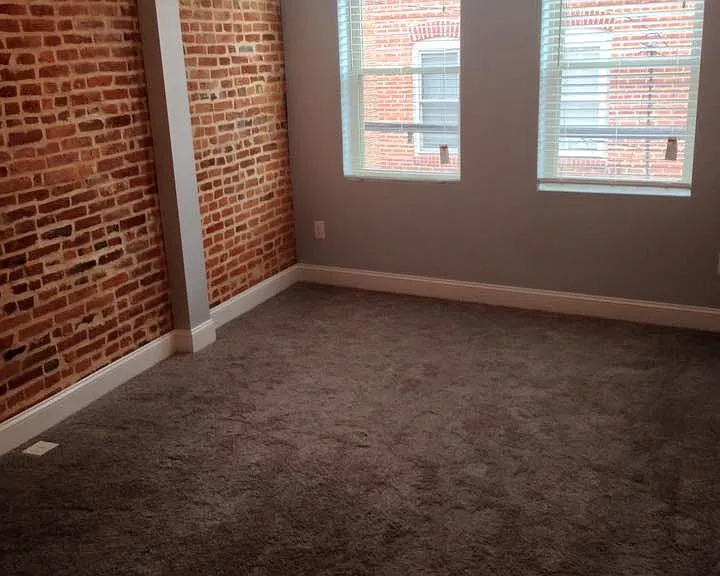 1708 Marshall St — Photo 14