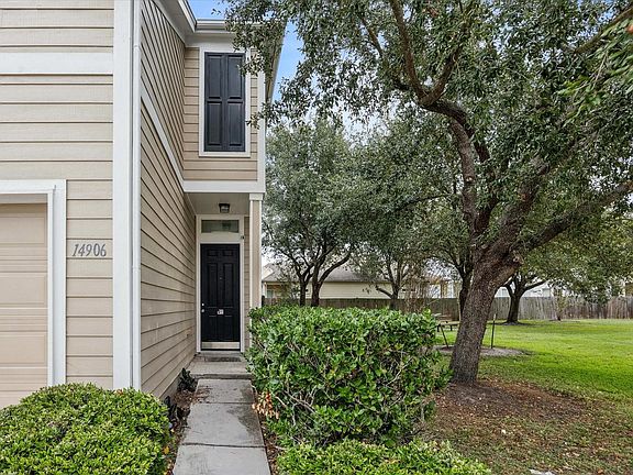 3rd image of 14906 Tuttle Point Dr