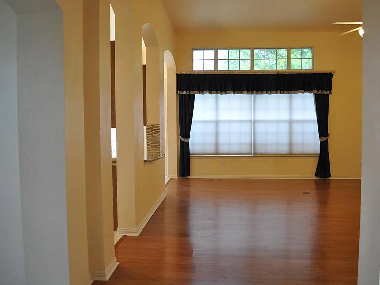 3416 Glenmoor Dr — Photo 9