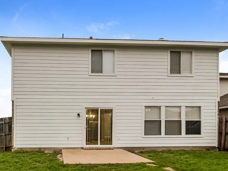 2200 Southway — Photo 15
