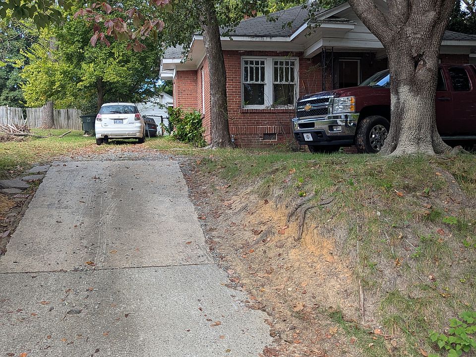 Easy to park in front as well as off street parking