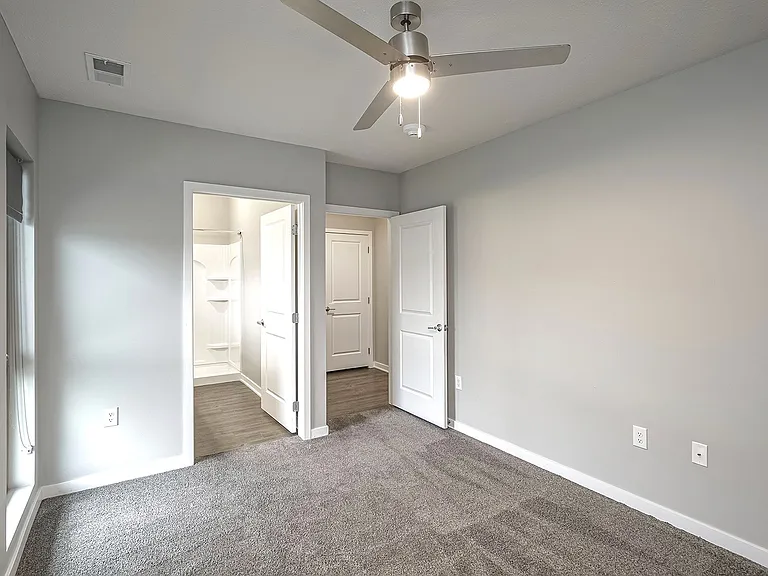 VUE178 — Photo 32