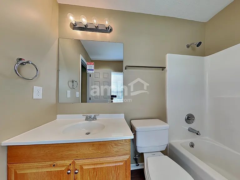 6401 Sharps Ridge Ct — Photo 11