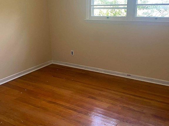 3rd image of 600 Lafayette St #600
