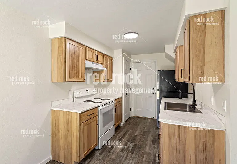 3901 W Spiers Ave #3 — Photo 10