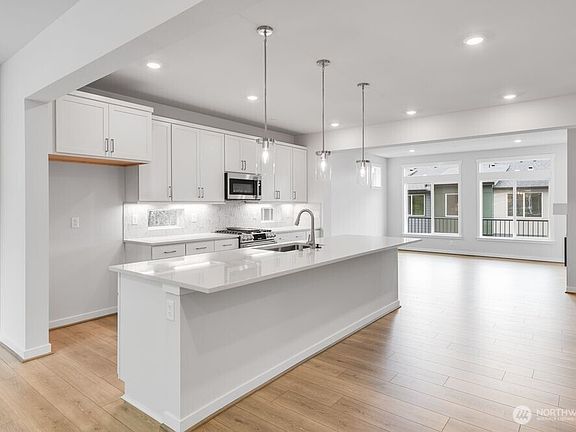 2nd image of 13216 NE 127th Way #E