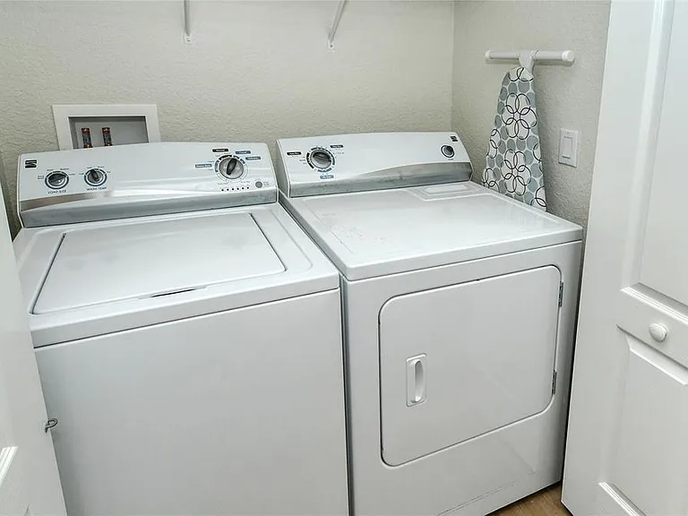 905 Fairway Cove Ln #205 — Photo 28