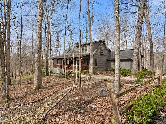 2nd image of 6012 Summers Place Trl