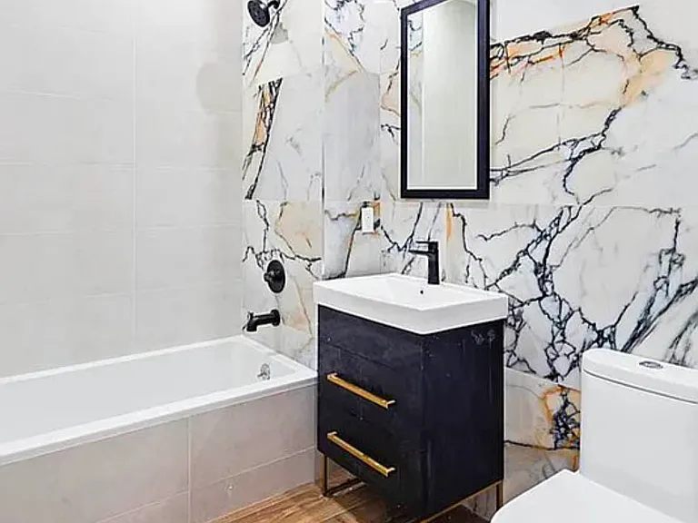 315 Menahan St #2A — Photo 6