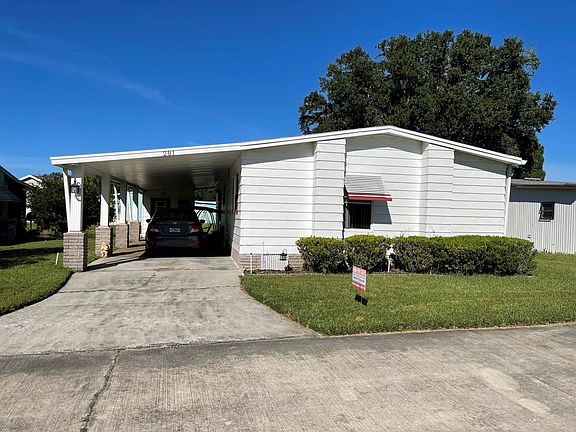 2nd image of 281 Country Club Dr
